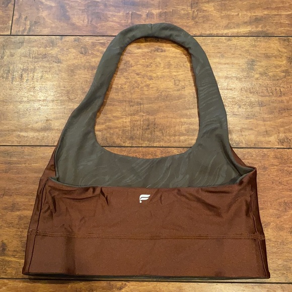 Size small, reversible sports bra - Picture 4 of 4